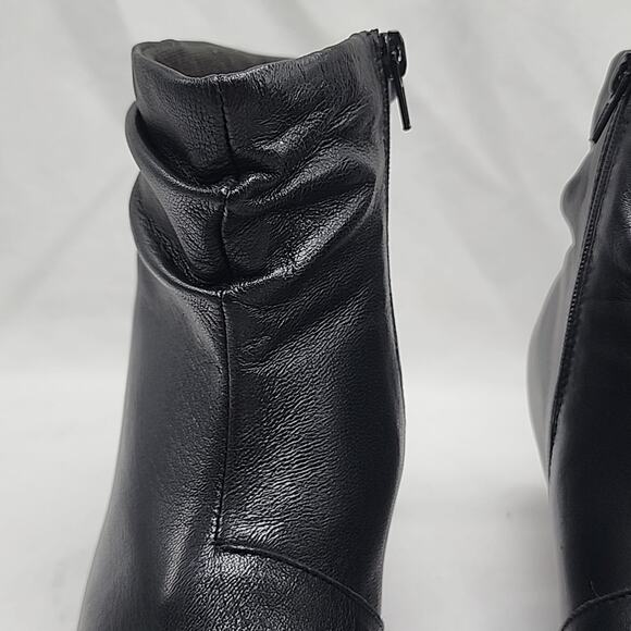 CLARKS TERESA SKIP COLOR BLUE LEATHER ZIP CLOSE ANKLE BOOT WOMEN'S SIZE 10 NWOB - Picture 8 of 16